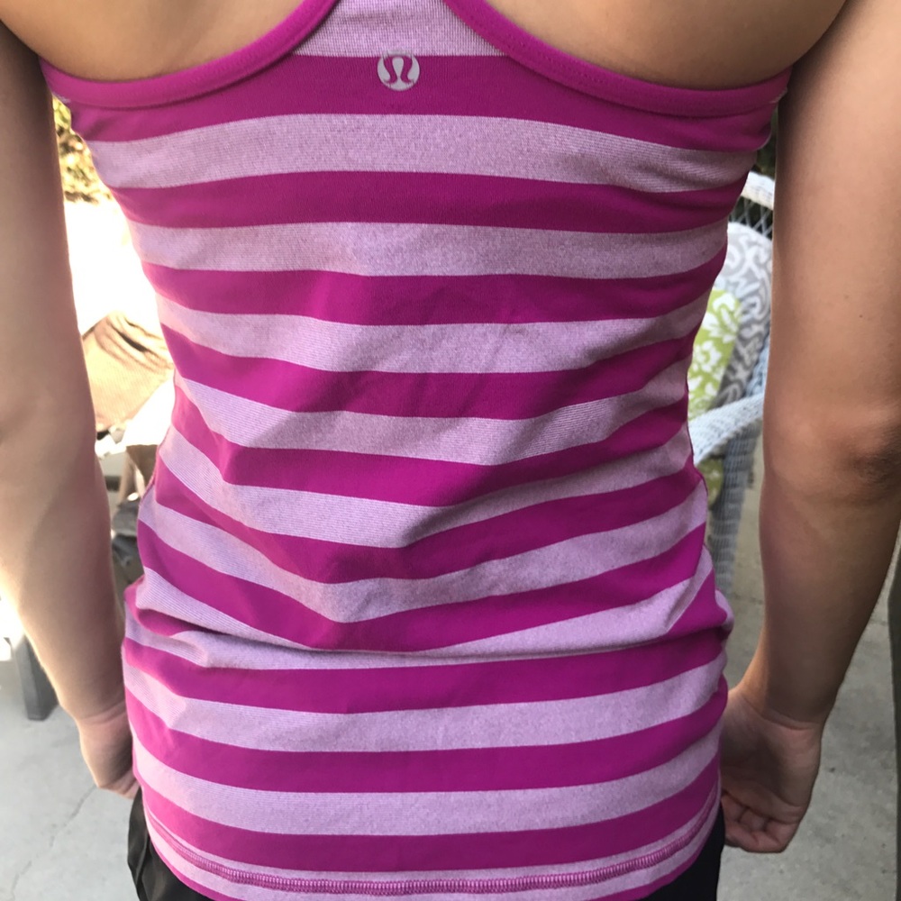 Lululemon top cute summer pink💞!